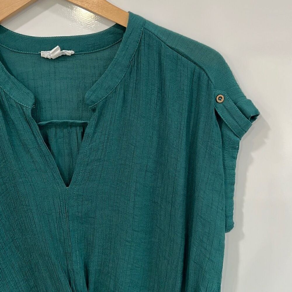 Twine‎ & String delicate twist front blouse large - Picture 3 of 6